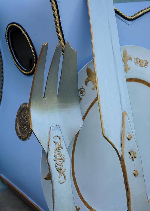 Beauty and the Beast cutlery knife fork plate costumes hire gold and white large worn plates